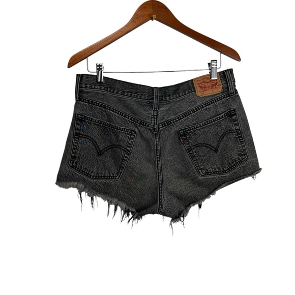 Levi’s 501 Button Fly Cut Off gray Black Aged Grunge Jean Denim Shorts W 30 - Picture 4 of 7